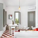 Luna Rossa Milos - Cocoon Provatas