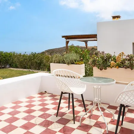 Luna Rossa Milos - Cocoon Апартаменты